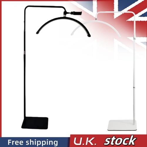 Half moon shaped floor fill - shaped,